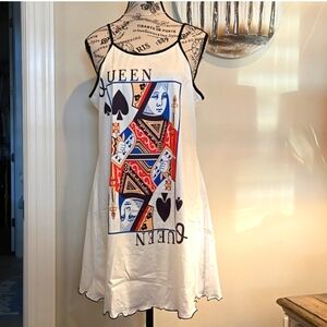 Chemise Queen of hearts blk red on white chemise night shirt teddy